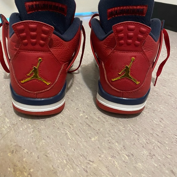 Jordan 4 Retro Fiba - Picture 6 of 8